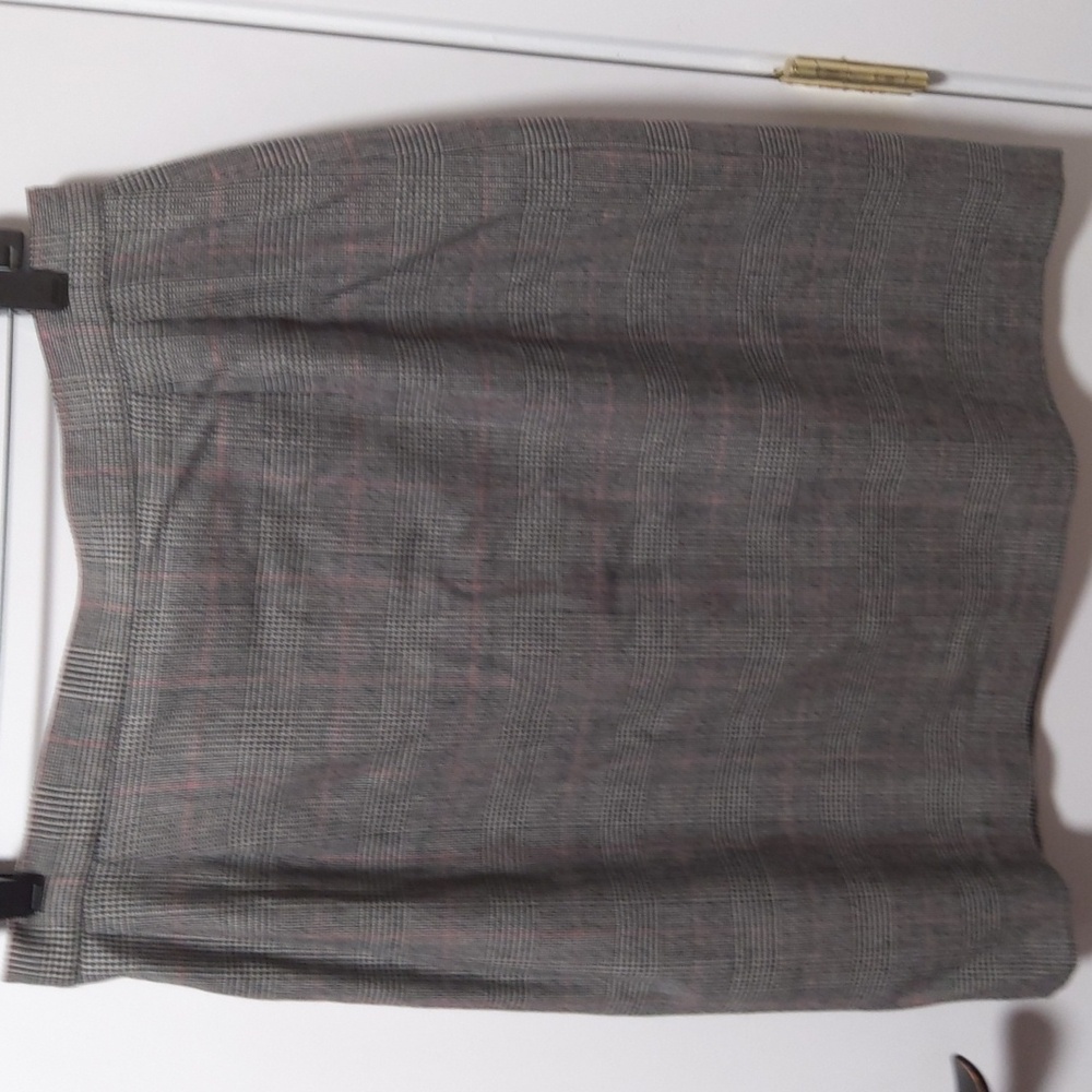 Women's wool twead skirt